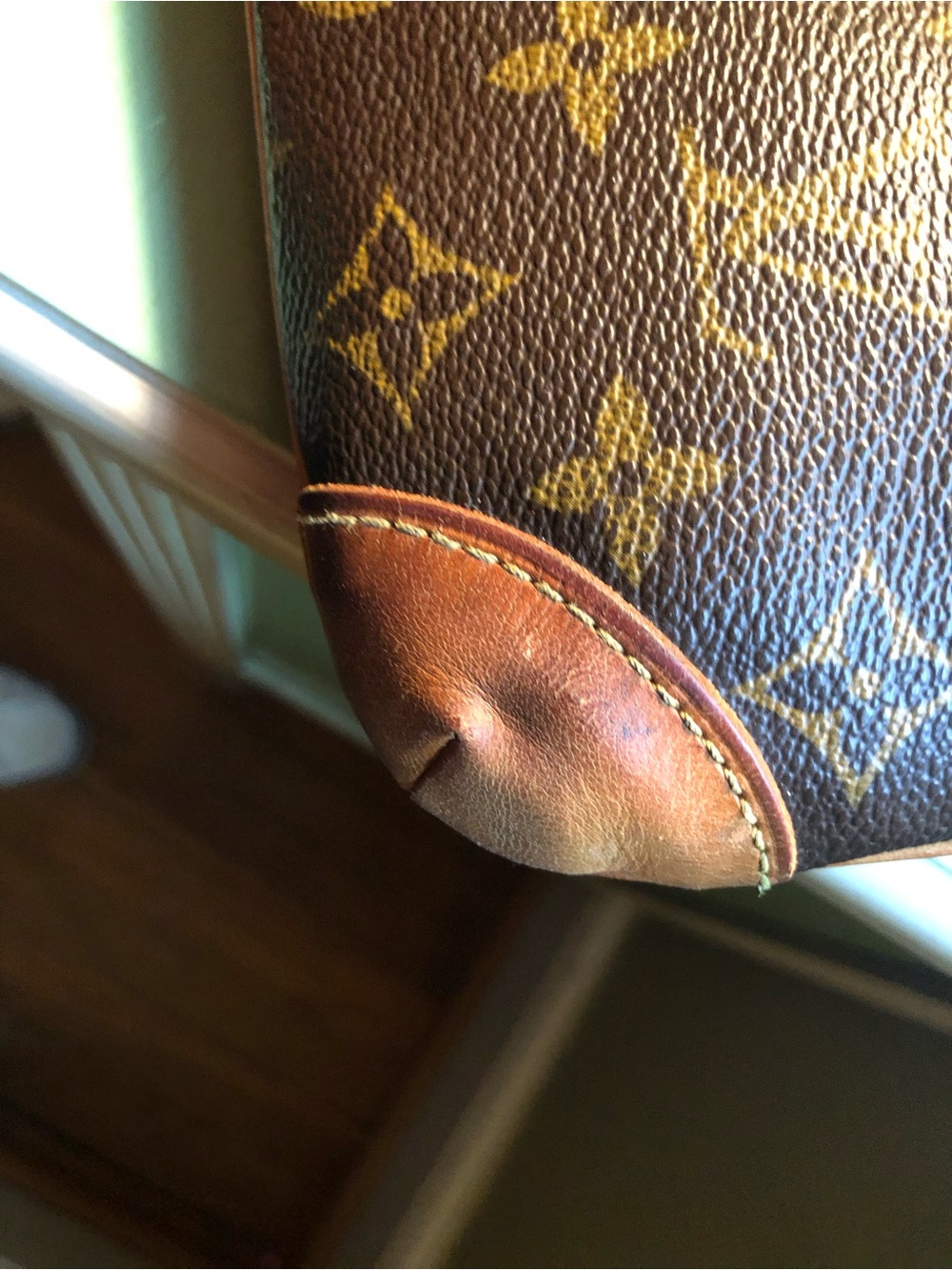 Louis Vuitton Red Suede Interior Shoulder Bag with Vachetta Trim - Picture 9 of 14